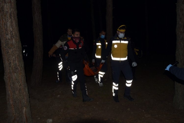 İntihara kalkışan taksiciyi meslektaşları ipten aldı