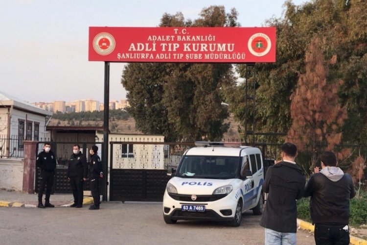 Tartıştığı eşini &ouml;ld&uuml;r&uuml;p, intihara kalkıştı