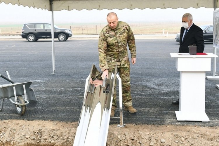 Aliyev, Horadiz-Ağbend demiryolunun temelini attı