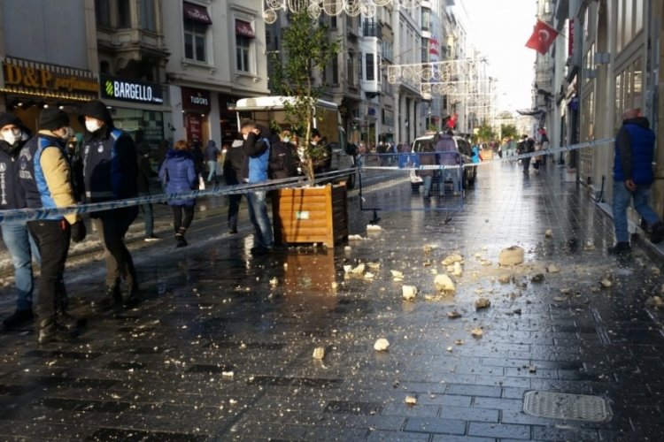 İstiklal Caddesi'nde faciadan d&ouml;n&uuml;ld&uuml;