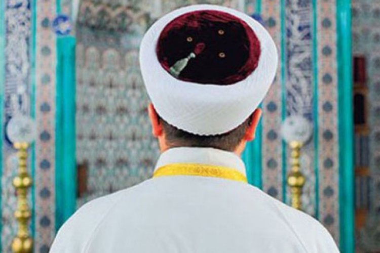 16 yaşındaki &ccedil;ocuğu taciz iddiasıyla yargılanan imam emekli edildi