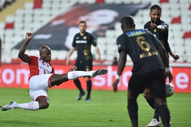 Antalyaspor beraberliğe abone oldu