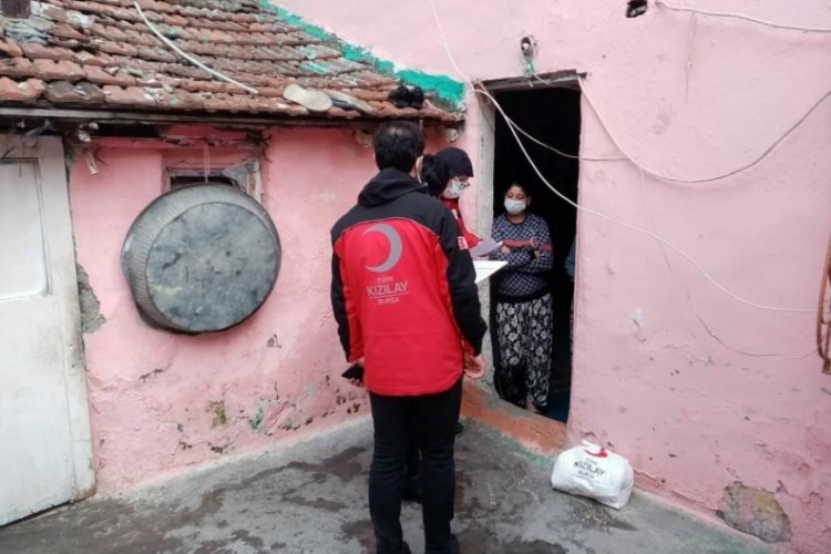T&uuml;rk Kızılay Bursa Şubesi hafta sonunda da sahada