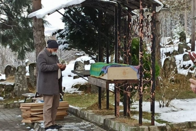 &Ouml;l&uuml; bulunan hemşirenin babasından y&uuml;rek dağlayan s&ouml;zler