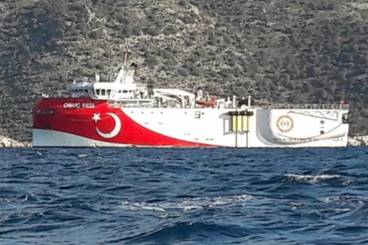 Oru&ccedil; Reis, Antalya a&ccedil;ıklarına demirledi
