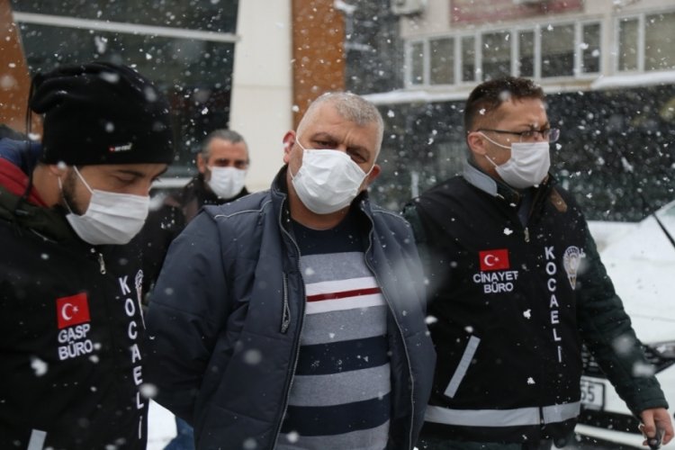 Ayrılmak isteyen sevgilisini &ouml;ld&uuml;ren şahıs tutuklandı