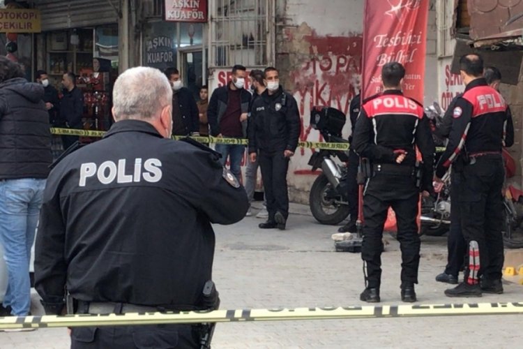 Otoparktan &ccedil;ıktı, saldırıya uğradı