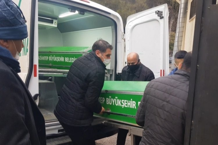 7 aylık hamile kadın evinde &ouml;l&uuml; bulundu