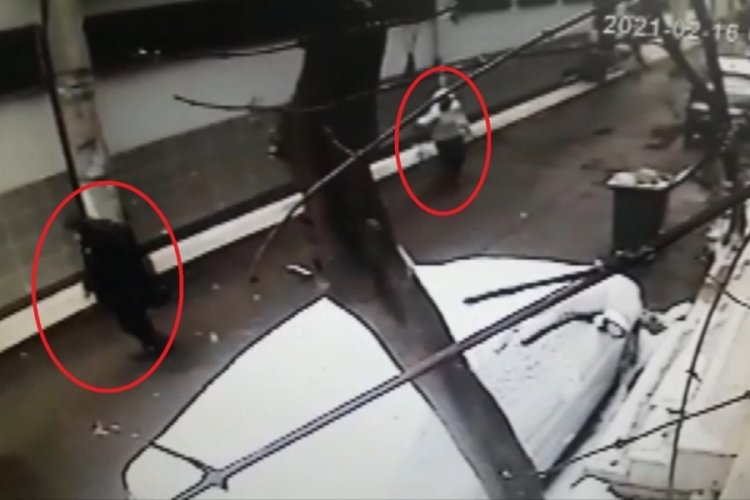 Bursa'da gazetecinin silahlı saldırıya uğradığı anlar kameraya yansıdı!