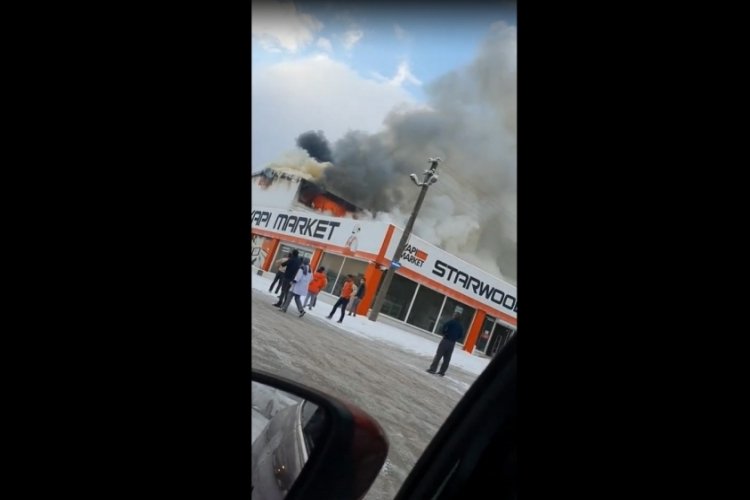 Bursa'da k&uuml;&ccedil;&uuml;k sanayide yangın!