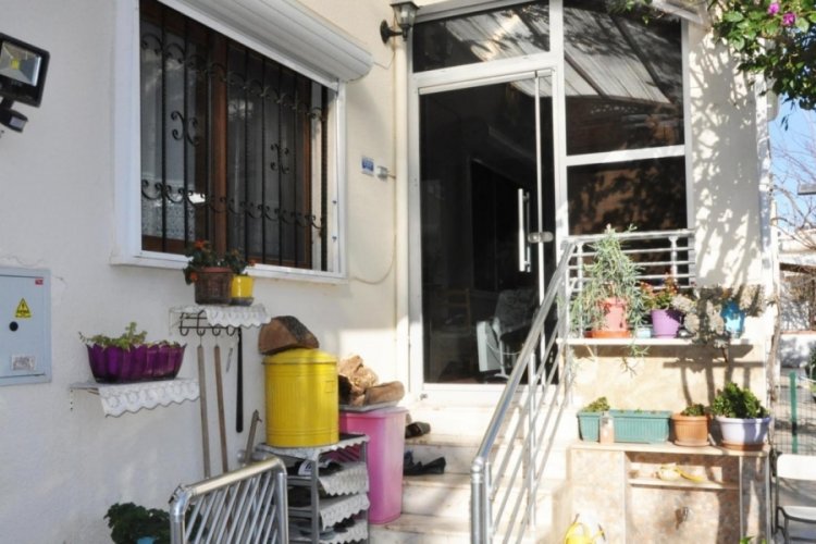Yaşlı &ccedil;ift elektrikli battaniyeden &ccedil;ıkan yangında &ouml;ld&uuml;