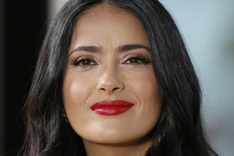 Salma Hayek: Sevişme sahnesinde ağladım!