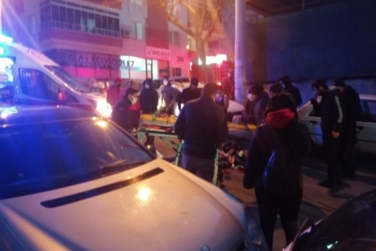 İzmir'de bı&ccedil;aklı kavga: 1 &ouml;l&uuml;
