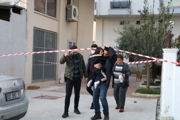 Doktor, diyetisyen eşini &ouml;ld&uuml;r&uuml;p intihar etti