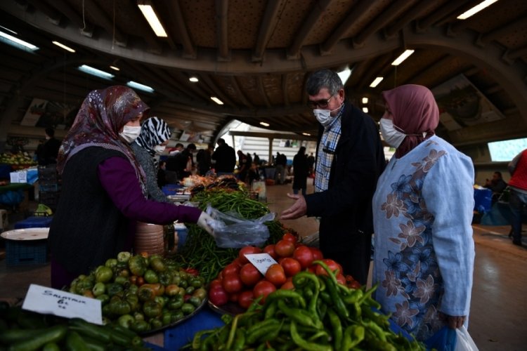 T&uuml;ketici g&uuml;ven endeksi Şubat'ta 84.5'e y&uuml;kseldi