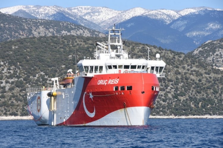 Oru&ccedil; Reis, Demre'den ayrıldı