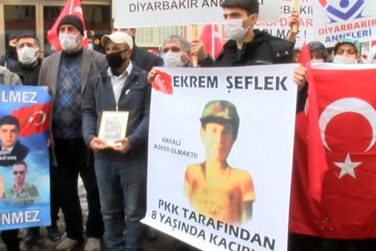 8 yaşında ka&ccedil;ırılan ağabeyi i&ccedil;in evlat n&ouml;betine katıldı
