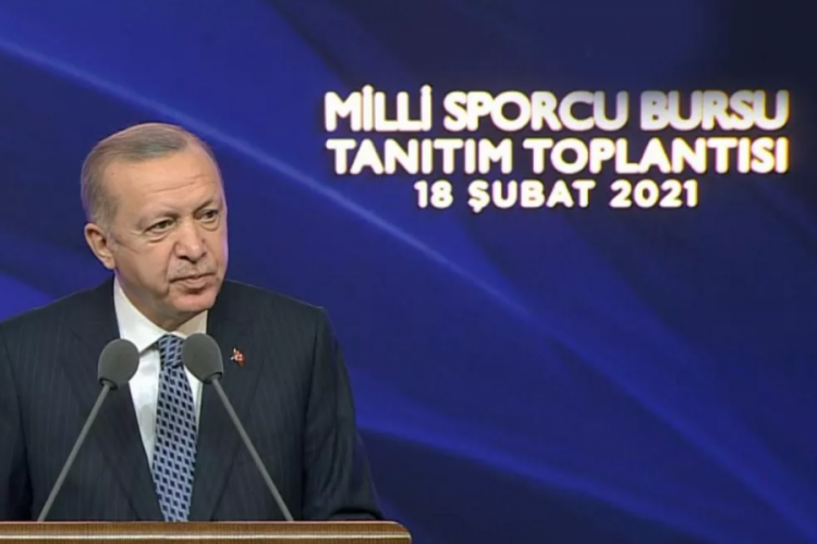 Cumhurbaşkanı Erdoğan Milli Sporcu Bursu Tanıtım Toplantısı'na katıldı