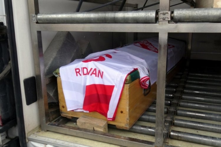 Boluspor'un efsane oyuncusu 'Japon Rıdvan' son yolculuğuna uğurlandı