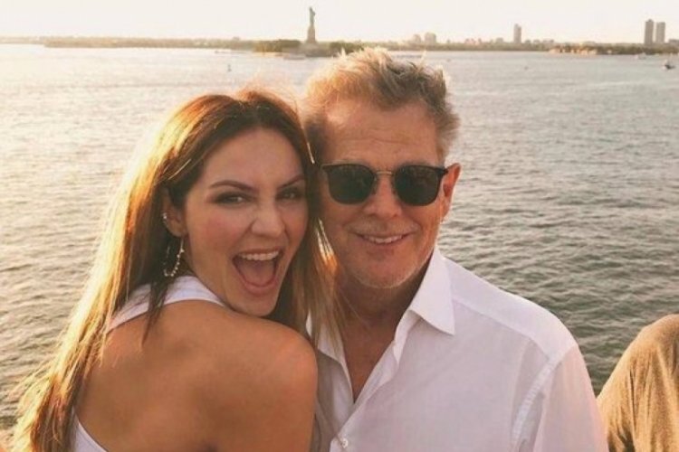 Katharine McPhee'den "Para i&ccedil;in evlendin" diyen takip&ccedil;isine yanıt