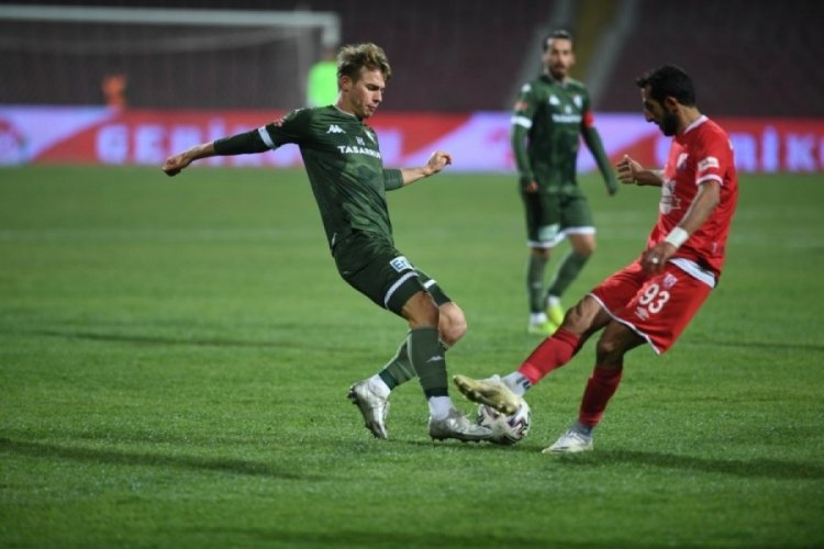 Bursaspor, Play-Off yarışında yara aldı
