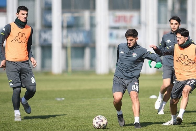 Bursaspor'dan iki isim U19 Milli Takımı'na davet edildi