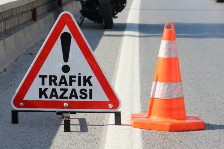 Bursa Orhaneli'de devrilen traktörün sürücüsü yaralandı
