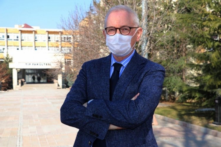 Profes&ouml;r Akova: Alman aşısında ilk dozda koruyuculuk oranı y&uuml;zde 80