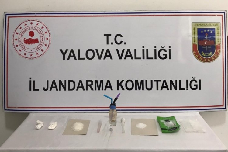 Jandarmadan uyuşturucu operasyonları; 8 g&ouml;zaltı