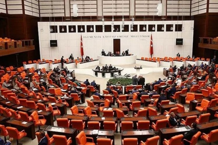 33 dokunulmazlık dosyası Anayasa ve Adalet Komisyonu'na sevk edildi
