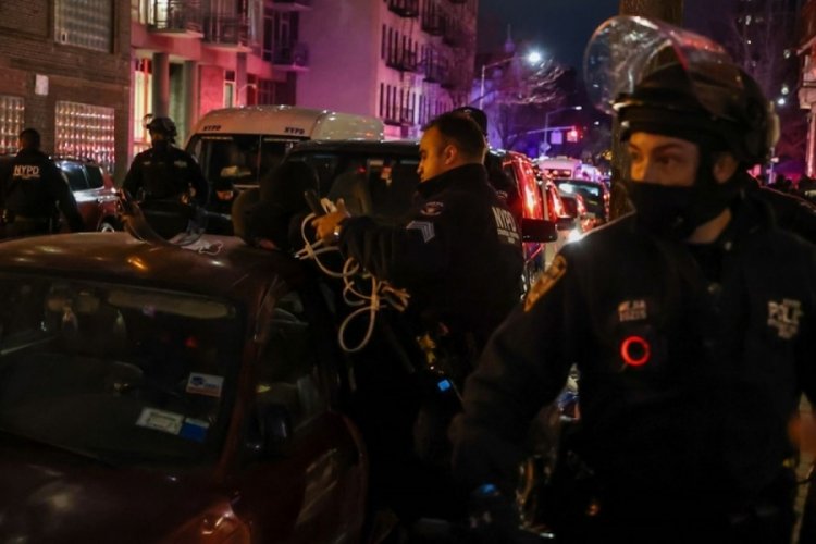 G&ouml;zaltında &ouml;l&uuml;mde 7 polise ceza verilmedi