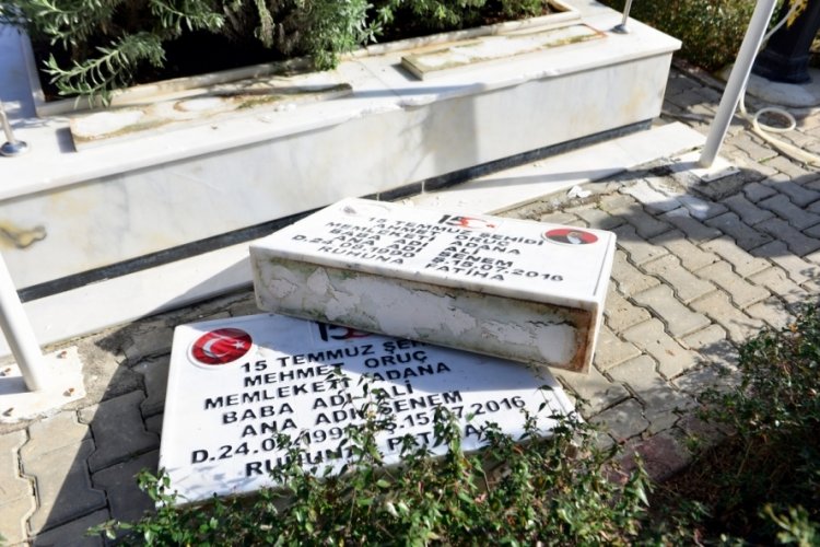 Şehit mezarlarını tahrip ettiği öne sürülen 5 şüpheli yakalandı