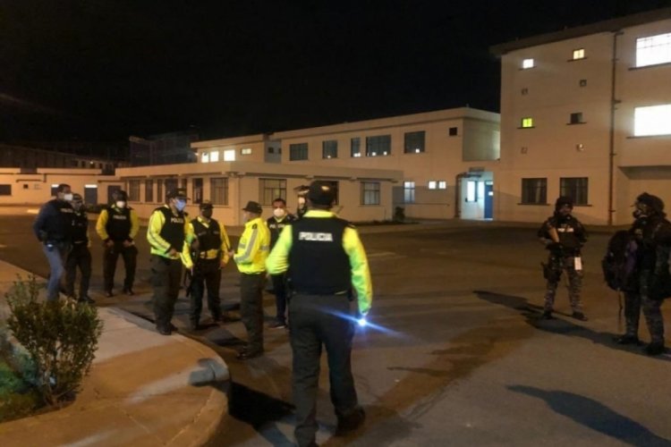 Ekvador'da hapishane isyanlarında &ouml;l&uuml; sayısı 79'a &ccedil;ıktı