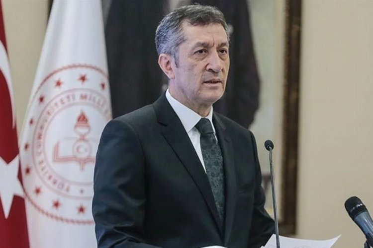 Ziya Sel&ccedil;uk'tan y&uuml;z y&uuml;ze eğitim a&ccedil;ıklaması