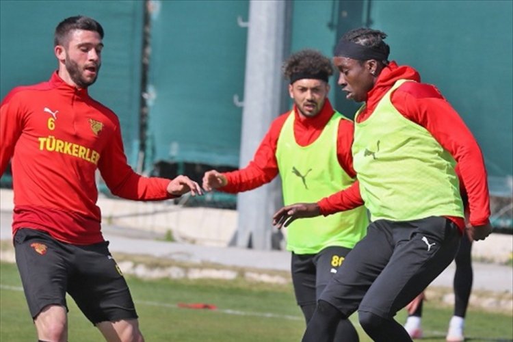 G&ouml;ztepe, Kasımpaşa ma&ccedil;ının hazırlıklarına devam etti