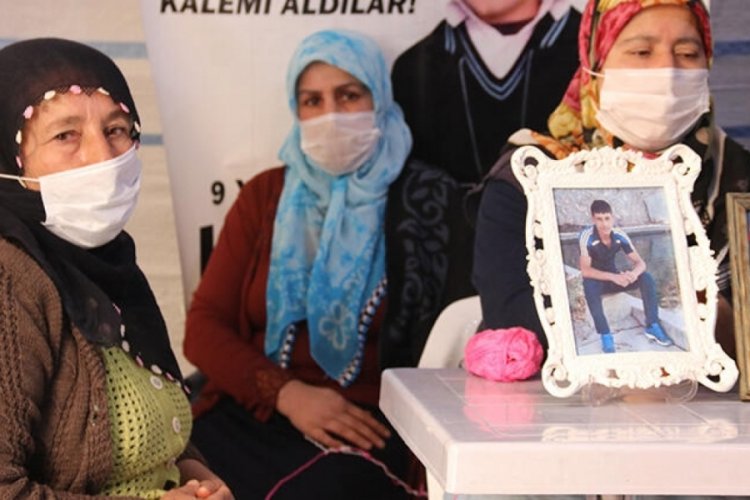 Diyarbakır annelerinden &ccedil;ocuklarına &ccedil;ağrı