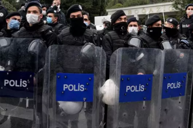 Kabe fotoğrafının yere serilmesiyle ilgili flaş gelişme