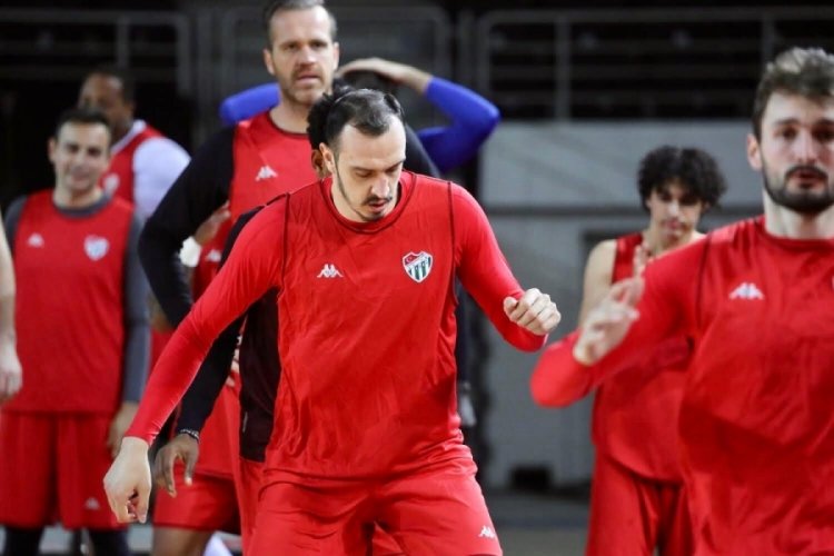 Frutti Extra Bursaspor, Ankara'da galibiyet arıyor