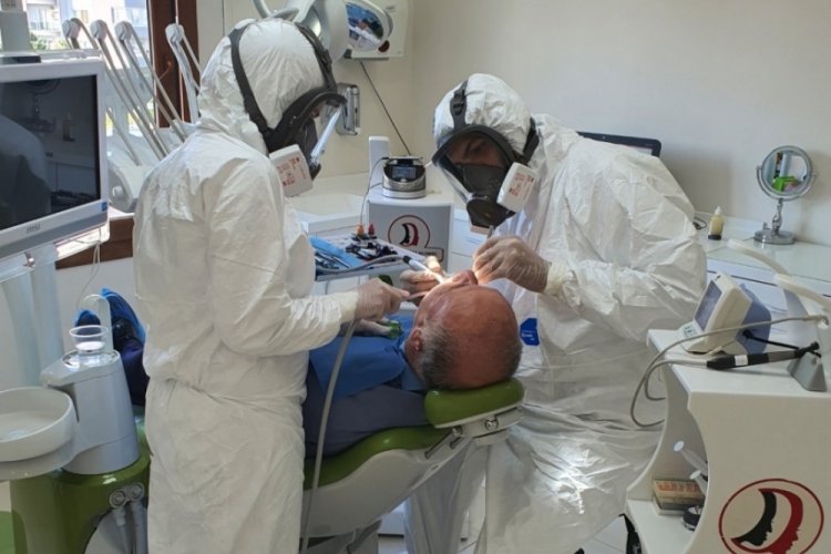 Diş hastalarının y&uuml;zde 58'i Kovid-19 y&uuml;z&uuml;nden doktora gitmiyor