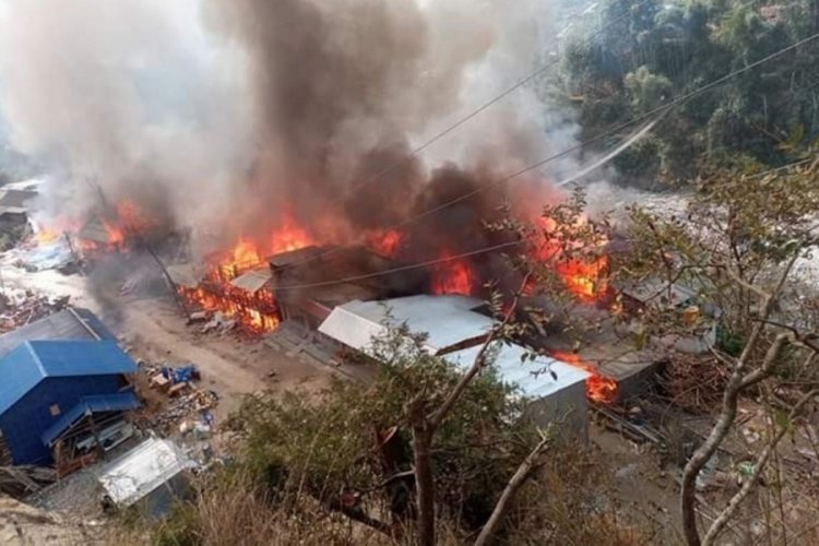 Nepal'de büyük yangın