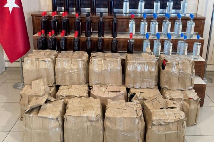 Gaziantep'te sahte içki operasyonu: 294 şişe ele geçirildi