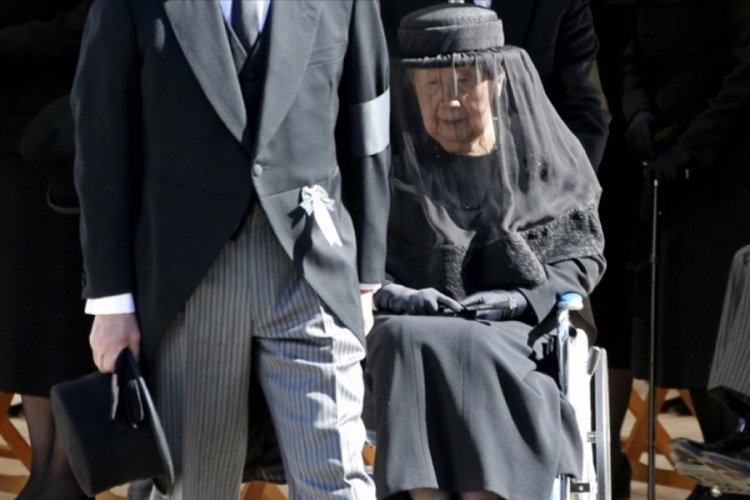 Japonya'da 97 yaşındaki Prenses Yuriko hastaneye kaldırıldı
