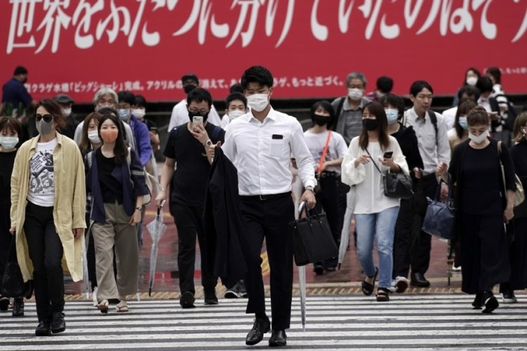 Japonya'dan 13 ülkeye yönelik ek karantina