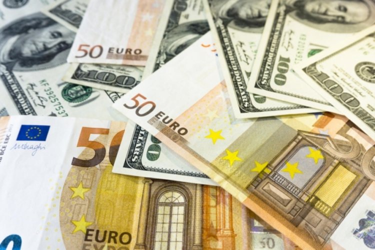 Euro bölgesinde yıllık enflasyon yüzde 0.9 bekleniyor