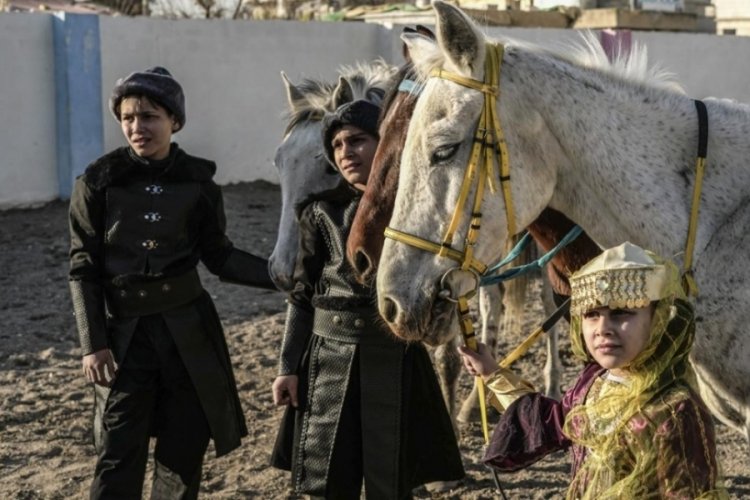 Suriyeli aile, Diriliş Ertuğrul'dan etkilendi: Tek hayalim Kud&uuml;s'&uuml; fethetmek