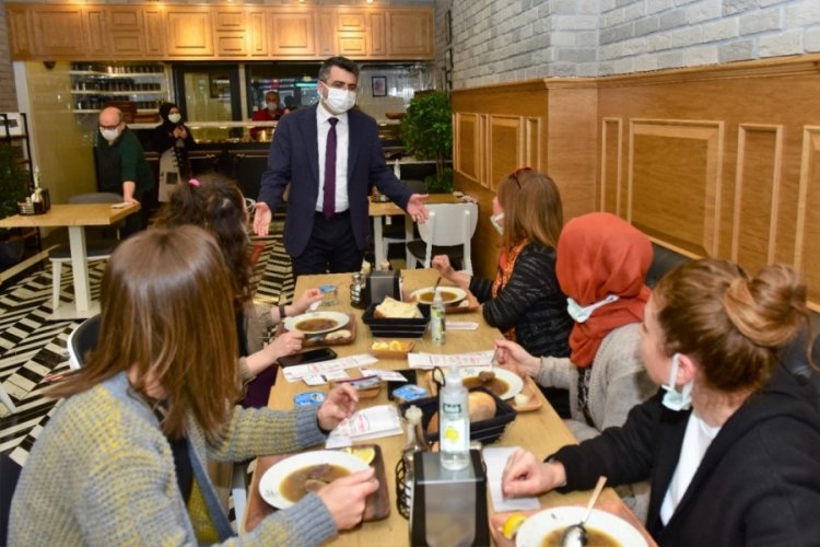 Bursa'da kepenk açan esnafa Başkan Yılmaz'dan ziyaret