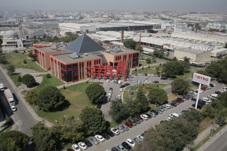 Bursa'da 2 ayda d&uuml;zenlenen 20 eğitim programından 7 bin 500 kişi faydalandı