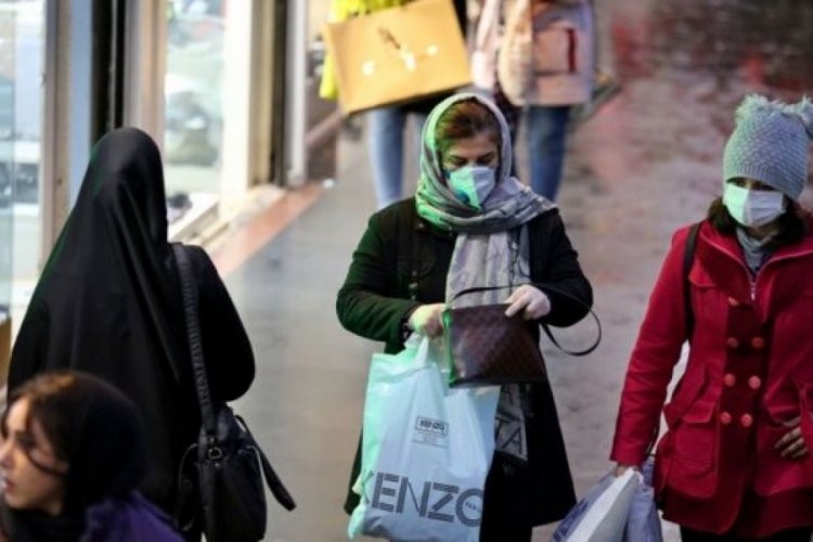 İran'da son 24 saatte koronavirüsten 82 kişi hayatını kaybetti