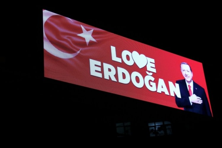 Elazığ da 'Love Erdoğan' dedi
