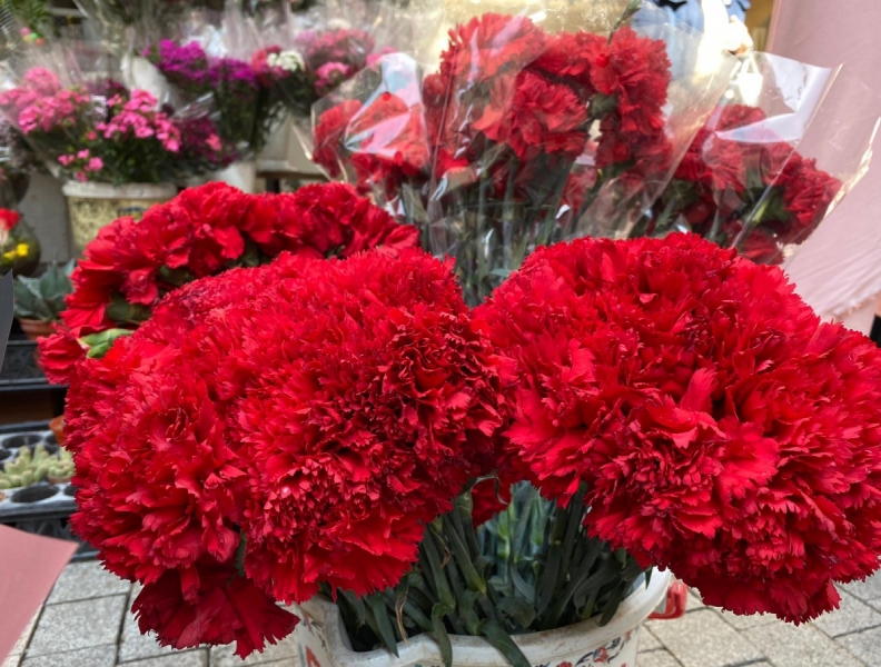 Bursa'da çiçek fiyatları ikiye katlandı! (ÖZEL HABER)